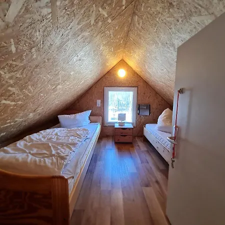 Holiday home Direkt Am Badesee 11 Schoensee Urnshausen